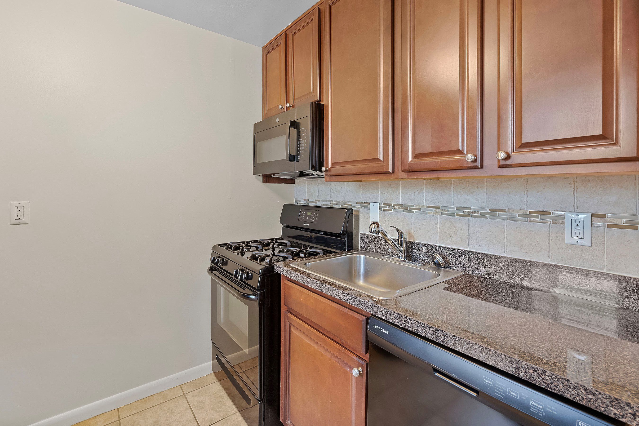 Gallery Photo 18